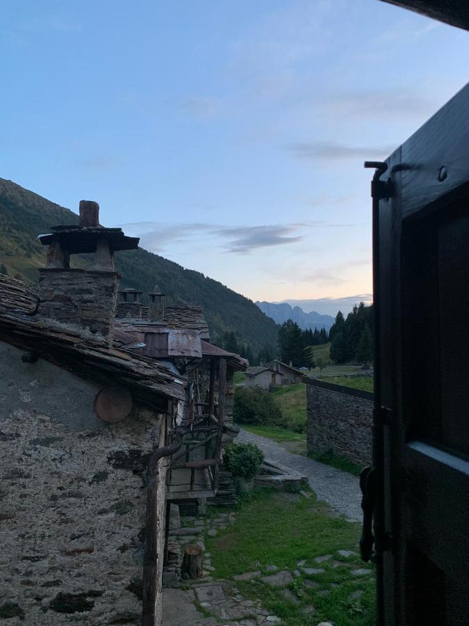 Baita Mirellina - Case di Viso Ponte Di Legno Esterno foto